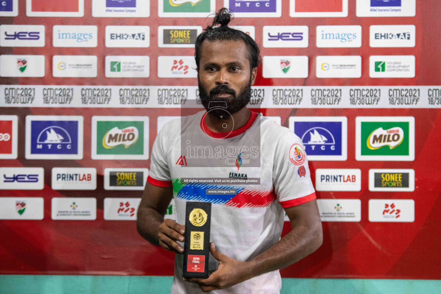 Team FSM Vs Prisons Club in the Semi Finals of Club Maldives 2021 held in Hulhumale, Maldives on 15 December 2021. Photos: Ismail Thoriq / images.mv