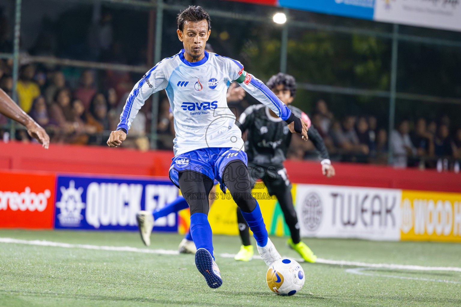 M Mulak vs M Veyvah in Day 8 of Golden Futsal Challenge 2025 was held on Sunday, 12th January 2025, in Hulhumale', Maldives
Photos: Ismail Thoriq / images.mv