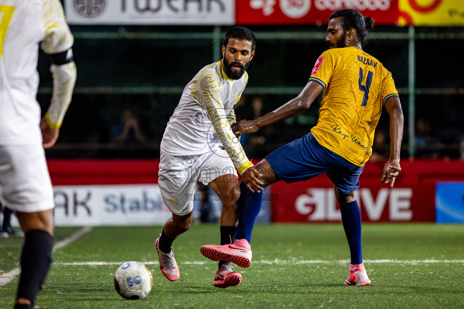 Mahchangoalhi vs Maafannu in zone round on Day 31 of Golden Futsal Challenge 2025 was held on Tuesday , 4th February 2025, in Hulhumale', Maldives. Photos: Nausham Waheed / images.mv