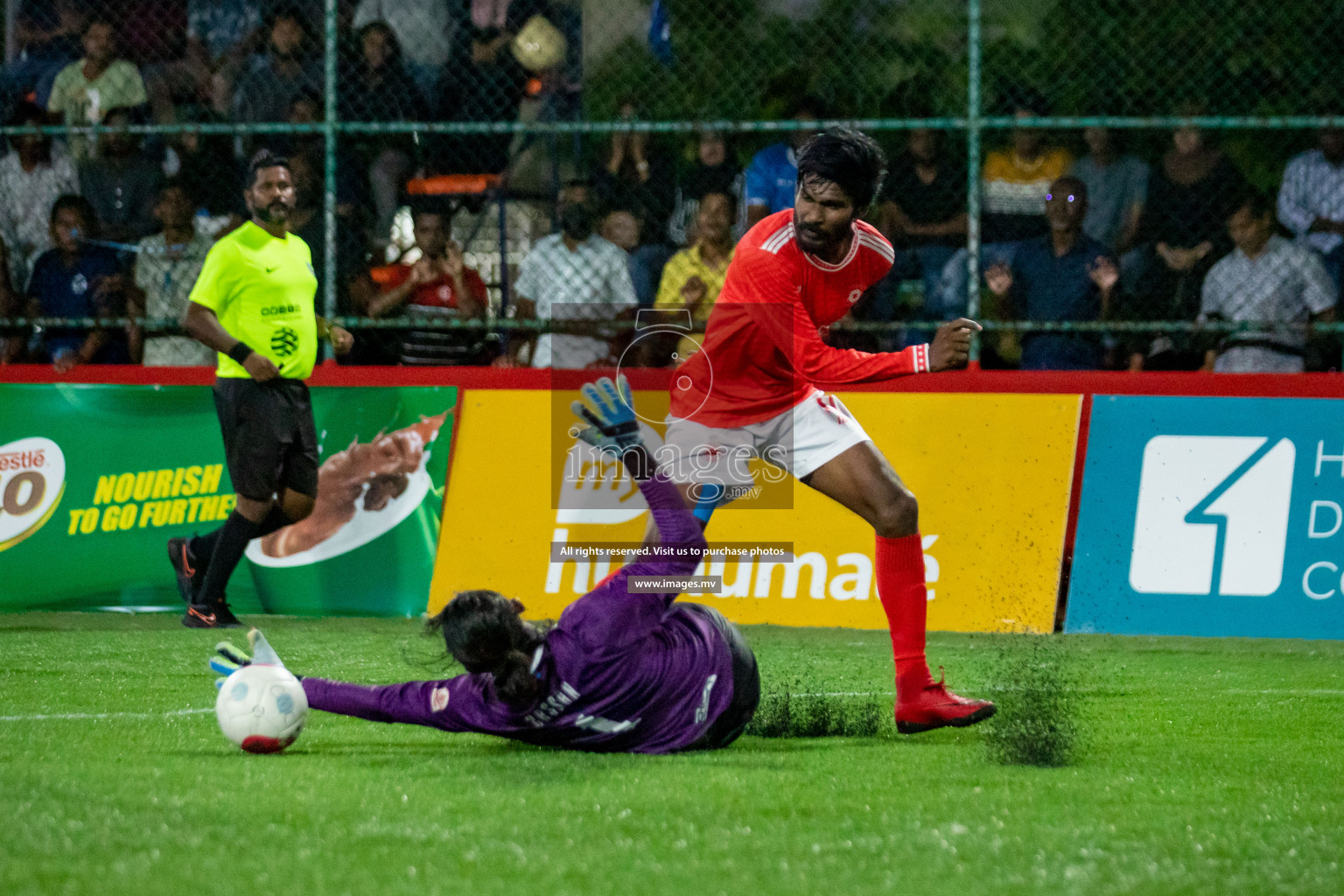 Stelco Club vs Raajje Online Club in Club Maldives Cup 2022 was held in Hulhumale', Maldives on Wednesday, 19th October 2022. Photos: Hassan Simah/ images.mv