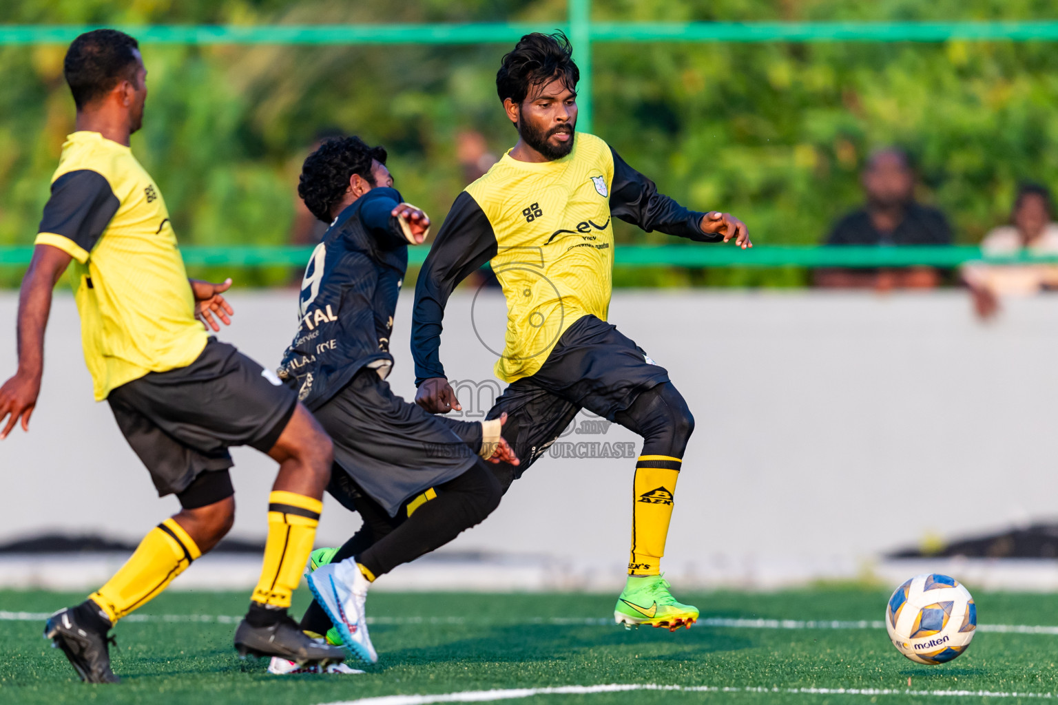 Kanmathi Juniors vs JT Sports from Manadhoo Council Cup 2024 in N Manadhoo Maldives on Wednesday, 21st February 2023. Photos: Nausham Waheed / images.mv