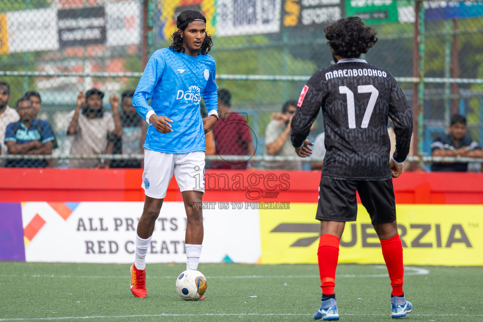 Dh Bandidhoo vs Dh Maaenboodhoo in Day 13 of Golden Futsal Challenge 2025 was held on Friday, 17th January 2025, in Hulhumale', Maldives Photos: Ismail Thoriq / images.mv