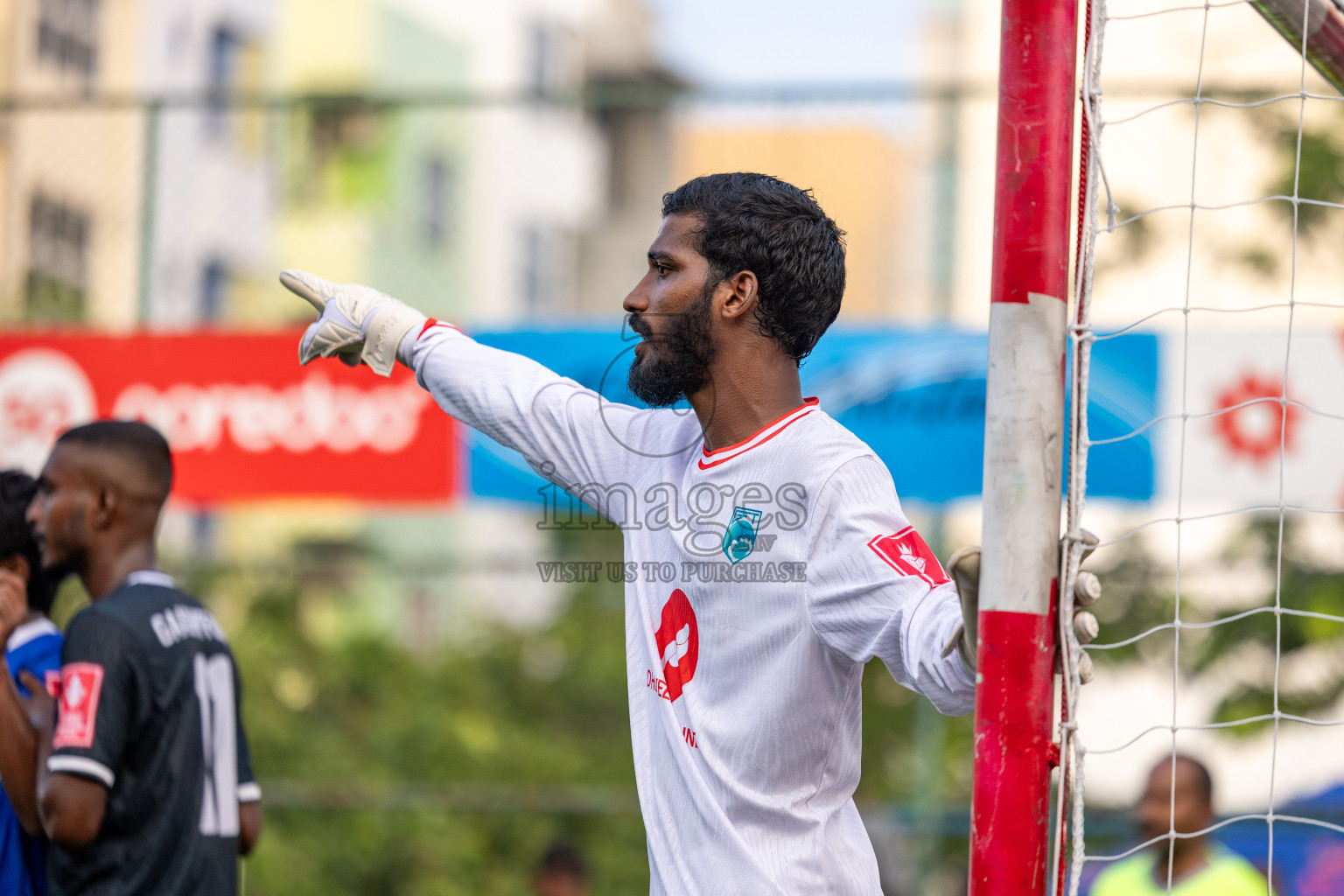 Th. Gaadhiffushi VS Th. Veymandoo in Day 14 of Golden Futsal Challenge 2025 was held on Saturday, 18th January 2025, in Hulhumale', Maldives. 
Photos: Hassan Simah / images.mv