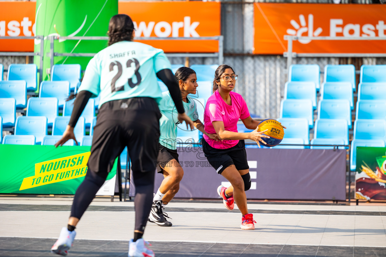 Day 5 of MILO Ramadan 3x3 Challenge 2024 was held in Ekuveni Outdoor Basketball Court at Male', Maldives on Saturday, 16th March 2024.
Photos: Mohamed Mahfooz Moosa / images.mv