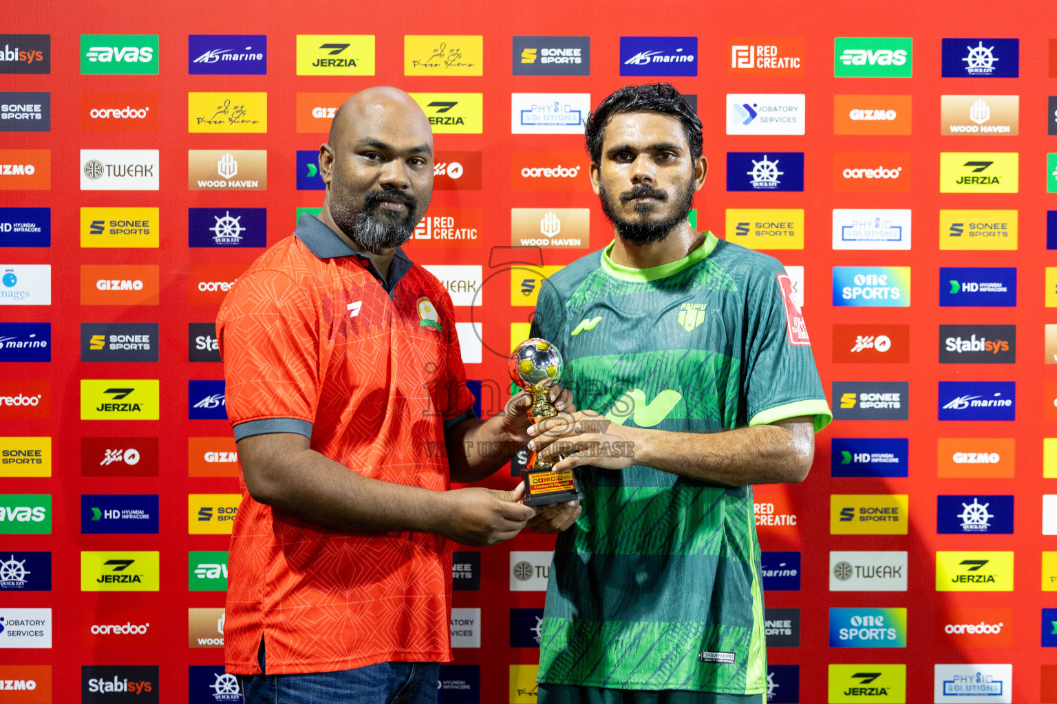 Th. Kinbidhoo VS Th. Dhiyamigili in Day 18 of Golden Futsal Challenge 2025 was held on Wednesday, 22nd January 2025, in Hulhumale', Maldives. Photos: Nausham Waheed / images.mv