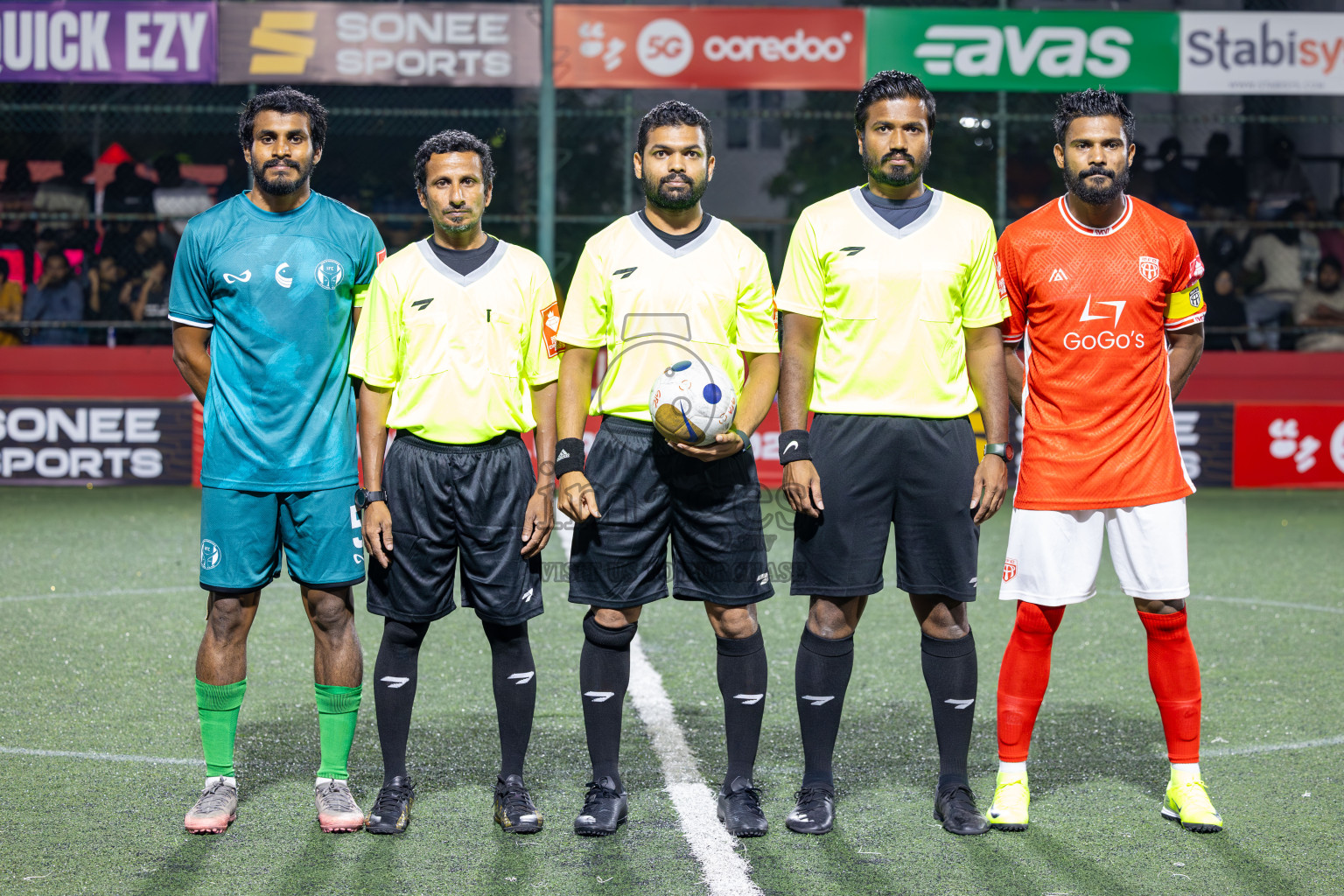 HA Ihavandhoo vs HA Muraidhoo in Day 5 of Golden Futsal Challenge 2025 on Thursday, 9th January 2025, in Hulhumale', Maldives
Photos: Ismail Thoriq / images.mv