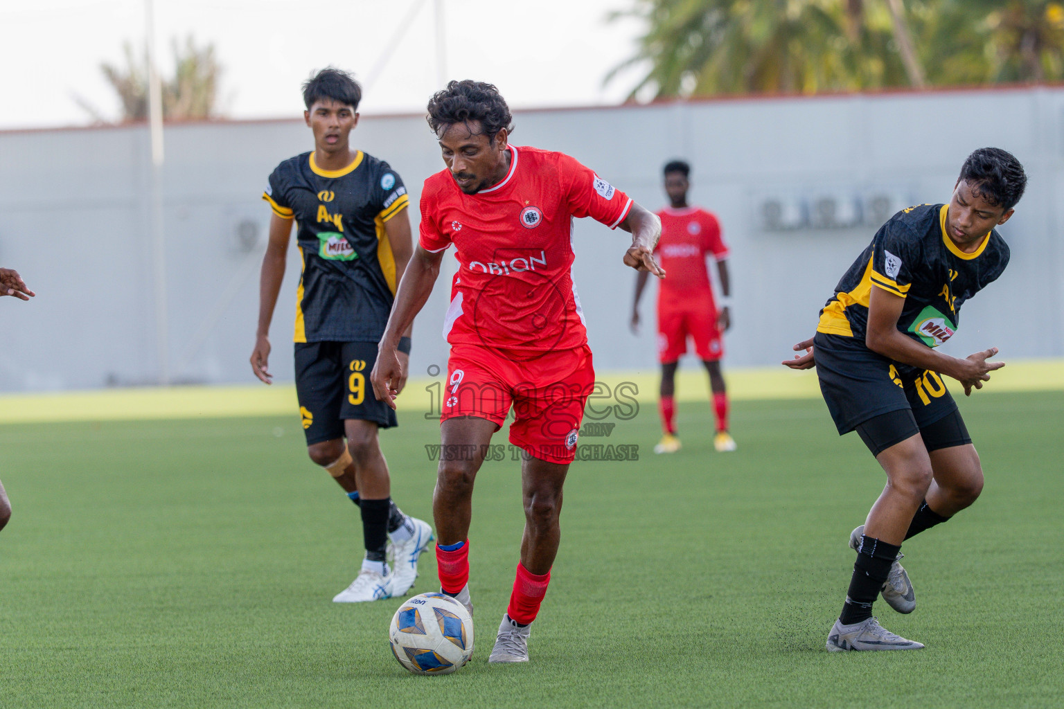 CC Sports Club VS Aajeelakah Eydhafushi FA in Day 6 of Eydhafushi Cup 2025 held in Eydhafushi Football Stadium at B. Eydhafushi, Maldives on Wednesday, 10th September 2025. Photos: Arif Rasheed / images.mv