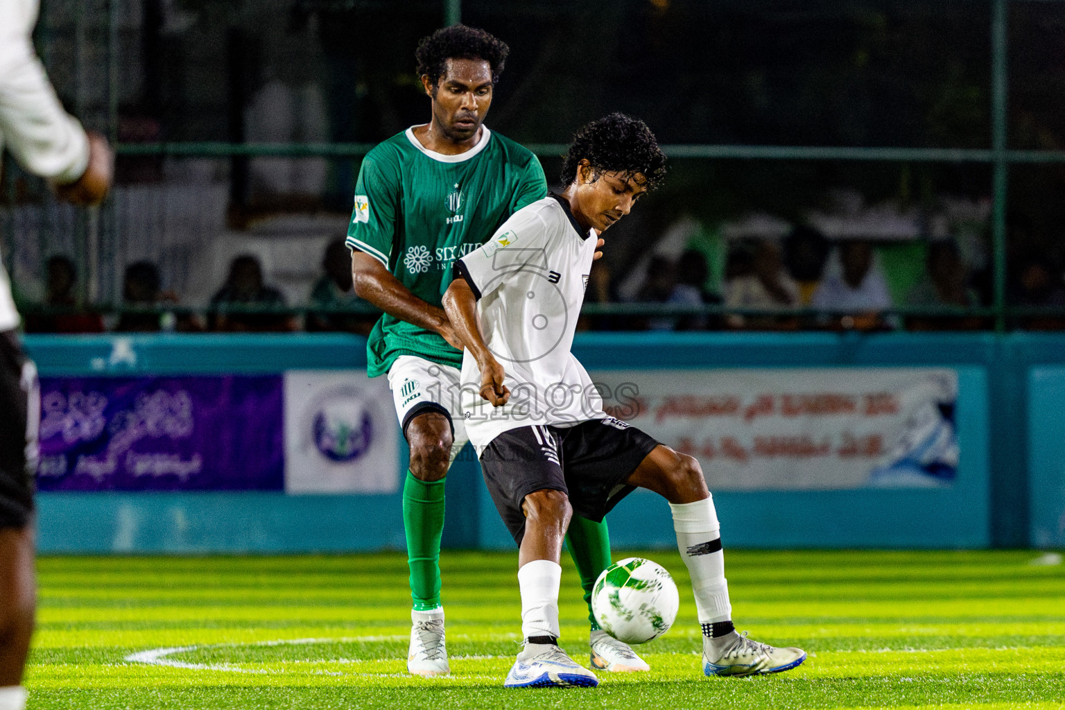 Dee Cee Jay SC vs Comienzo FC in Day 2 of Laamehi Dhiggaru Ekuveri Futsal Challenge 2025 was held on Friday, 25th July 2025, at Dhiggaru Futsal Ground, Dhiggaru, Maldives Photos: Nausham Waheed  / images.mv