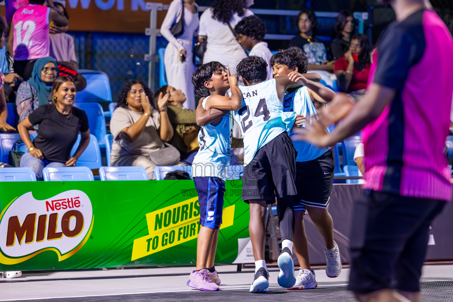 Day 3 of MILO Ramadan 3x3 Challenge 2024 was held in Ekuveni Outdoor Basketball Court at Male', Maldives on Thursday, 14th March 2024.
Photos: Ismail Thoriq / images.mv