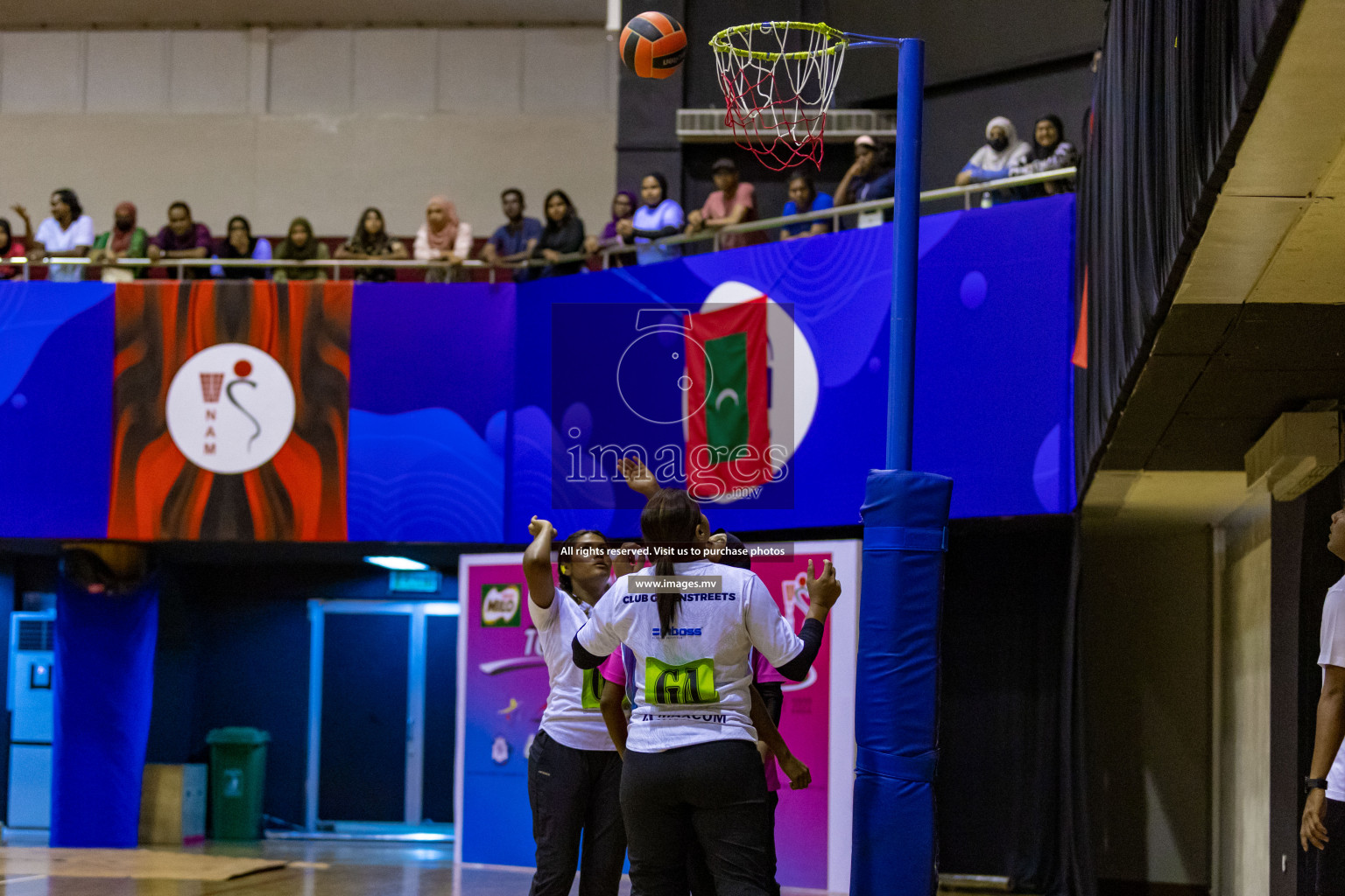 Sports Club Shining Star vs Club Green Streets in the Milo National Netball Tournament 2022 on 17 July 2022, held in Social Center, Male', Maldives. Photographer: Hassan Simah / Images.mv