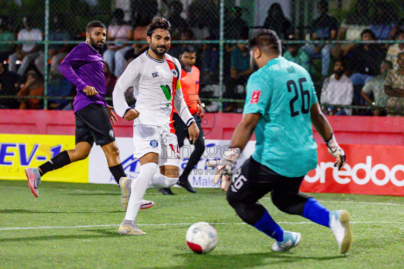 GA. Kolamaafushi vs GA. Kanduhulhuhdhoo in Day 19 of Golden Futsal Challenge 2024 was held on Friday, 2nd February 2024 in Hulhumale', Maldives 
Photos: Hassan Simah / images.mv