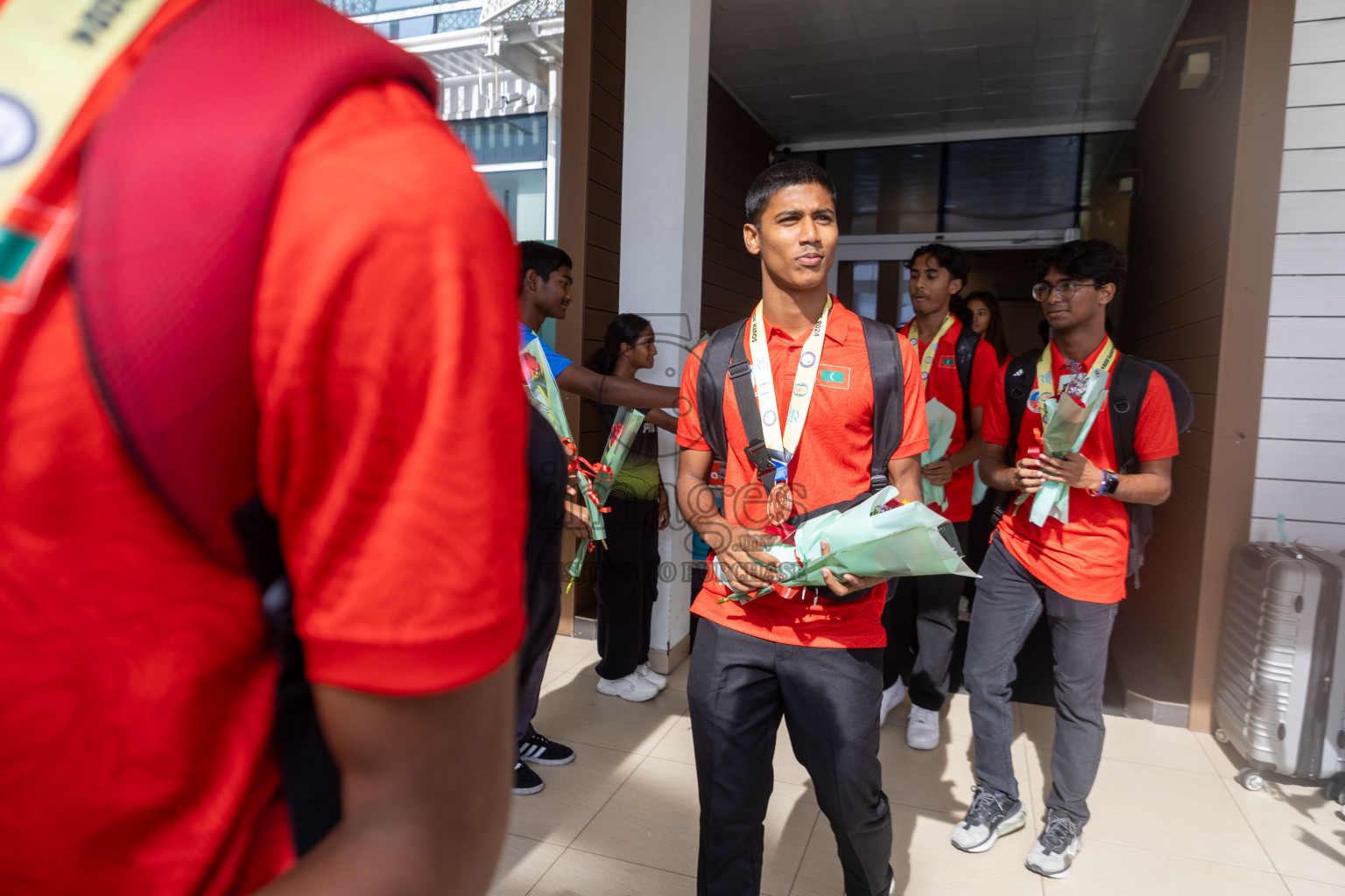 Arrival of Junior athletics team after 4th South Asian Junior Athletics Championship. Both Junior Men and Women's team won Bronze from 4x100m Relay event. 
Photos: Ismail Thoriq / images.mv