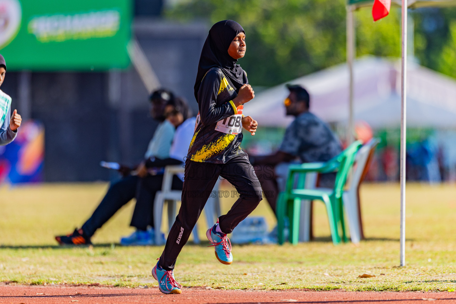 Day 1 of Inter-school Athletics Championship 2025 held in Ekuveni Synthetic Track, Male', Maldives on Monday, 06th October 2025. Photos by: Areef Adam  / Images.mv