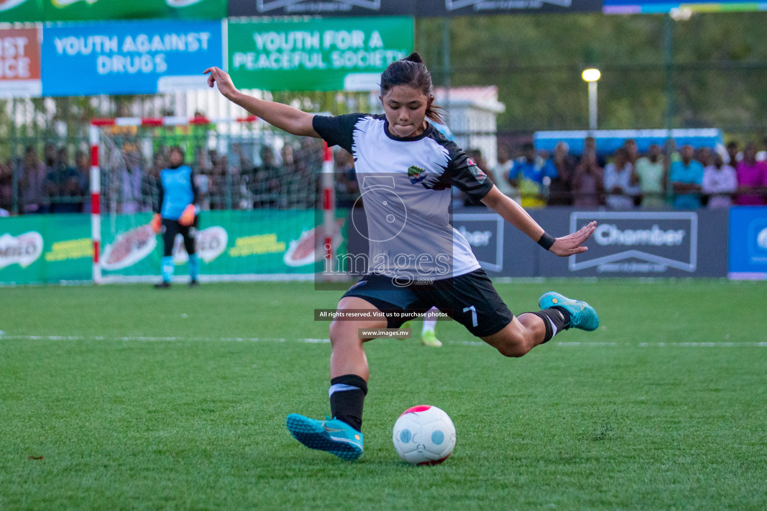 MPL vs DSC in Eighteen Thirty Women's Futsal Fiesta 2022 was held in Hulhumale', Maldives on Monday, 17th October 2022. Photos: Hassan Simah, Mohamed Mahfooz Moosa / images.mv