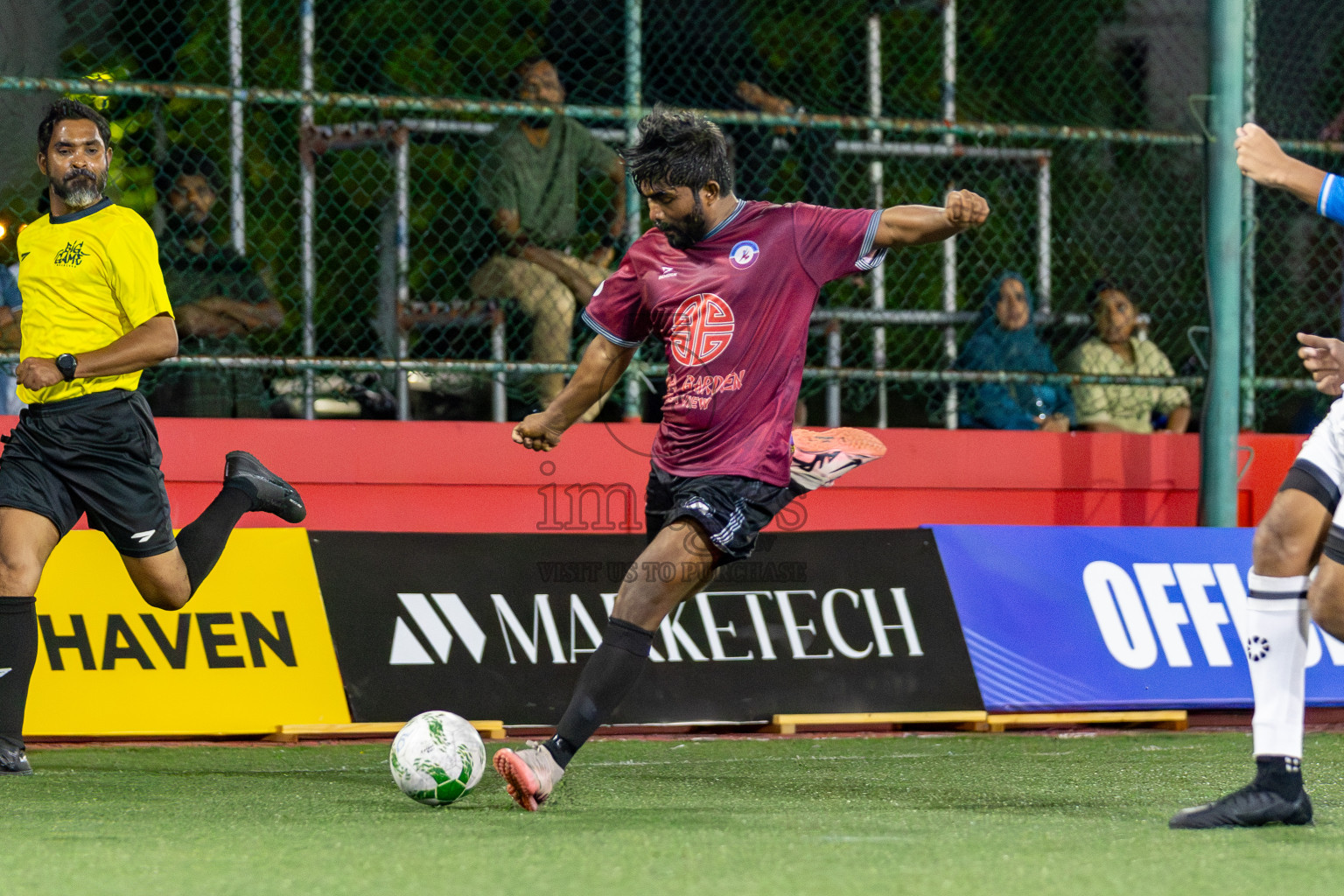 Kulhivaru Vuzaaraa vs Customs RC in Day 9 of Office League 2025 was held on Thursday, 24th April 2025 in Hulhumale', Maldives. Photos: Mohamed Mahfooz Moosa / images.mv