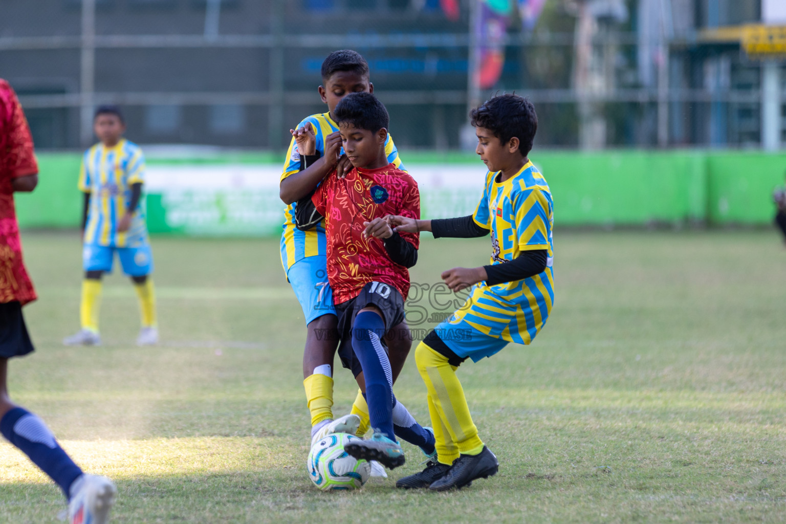 Club Valencia vs Super United Sports (U12) in Day 9 of Dhivehi Youth League 2024 held at Henveiru Stadium on Saturday, 14th December 2024. Photos: Mohamed Mahfooz Moosa / Images.mv