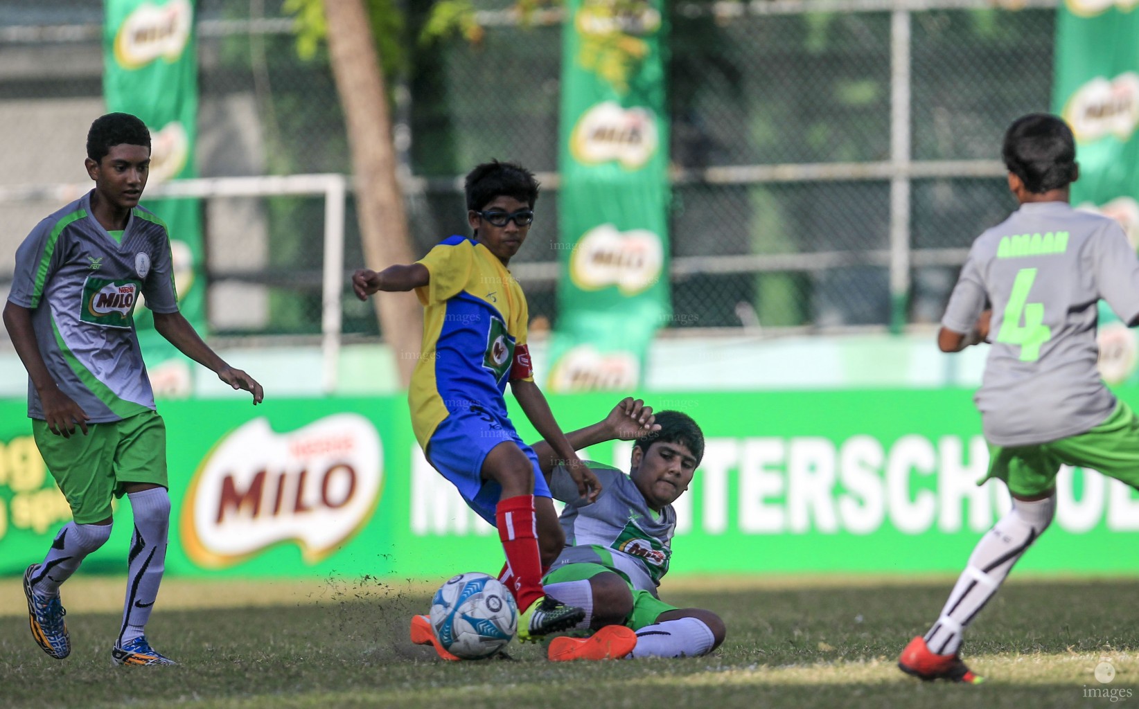 Billabong High  vs Ahmadhiyya School in Milo Interschool Football Tournament Under 14 category Thursday, March 17, 2016. (Images.mv Photo: Mohamed Ahsan)