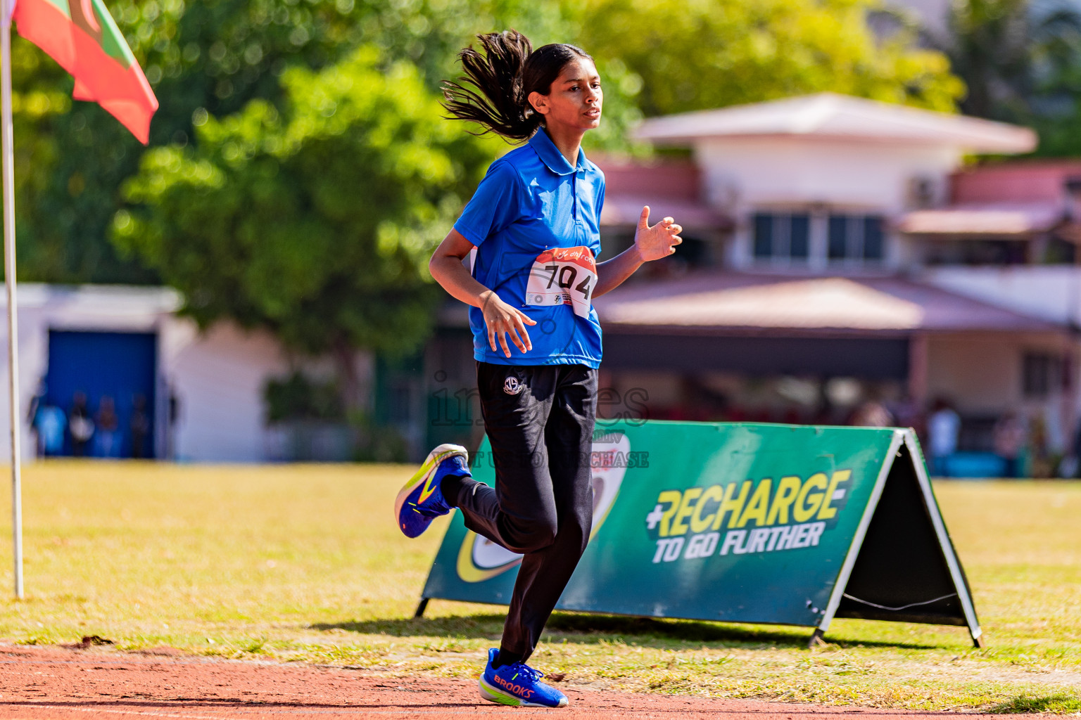 Day 3 of Inter-school Athletics Championship 2025 held in Ekuveni Synthetic Track, Male', Maldives on Wednesday, 08th October 2025. Photos by: Areef Adam / Images.mv