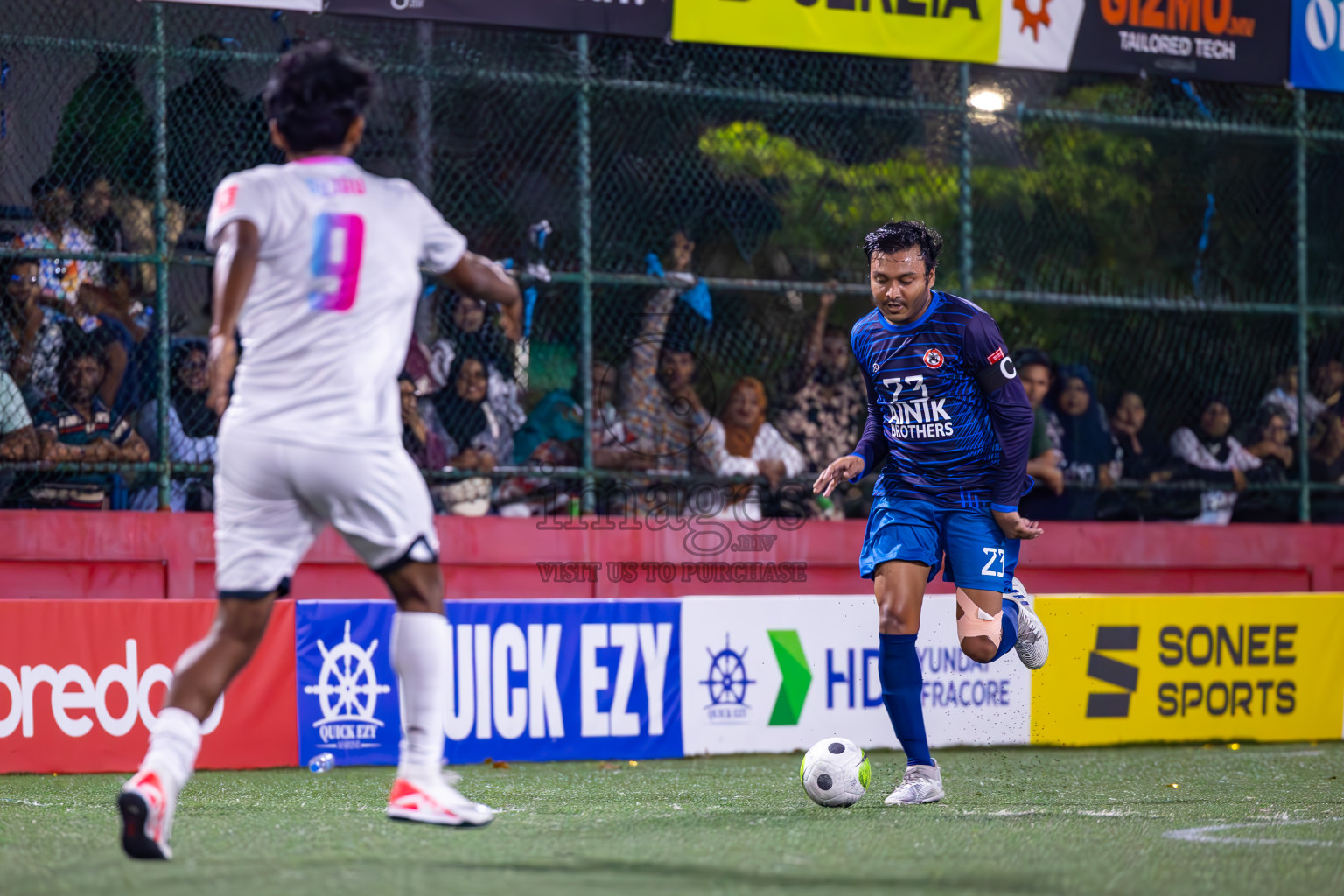 Lh Olhuvelifushi vs Lh Hinnavaru in Day 27 of Golden Futsal Challenge 2024 was held on Saturday , 10th February 2024 in Hulhumale', Maldives
Photos: Ismail Thoriq / images.mv