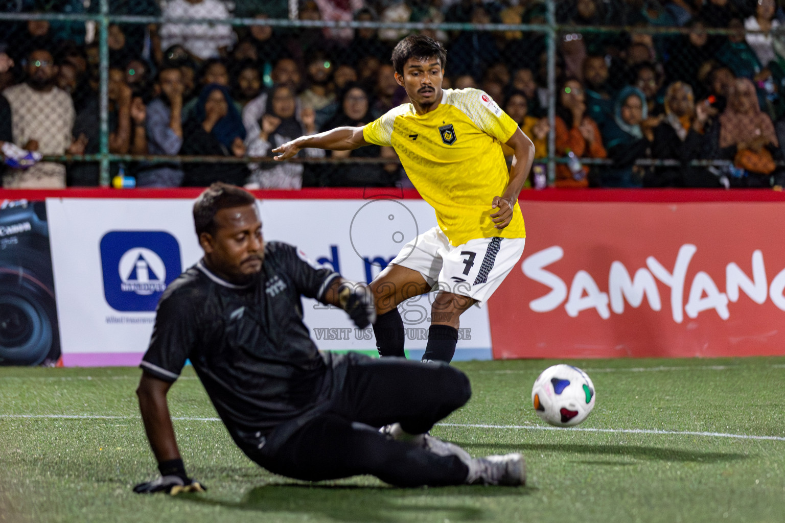 RRC vs MPL in the Semi Finals of Club Maldives Cup 2024 held in Rehendi Futsal Ground, Hulhumale', Maldives on Monday, 14th October 2024. 
Photos: Hassan Simah / images.mv