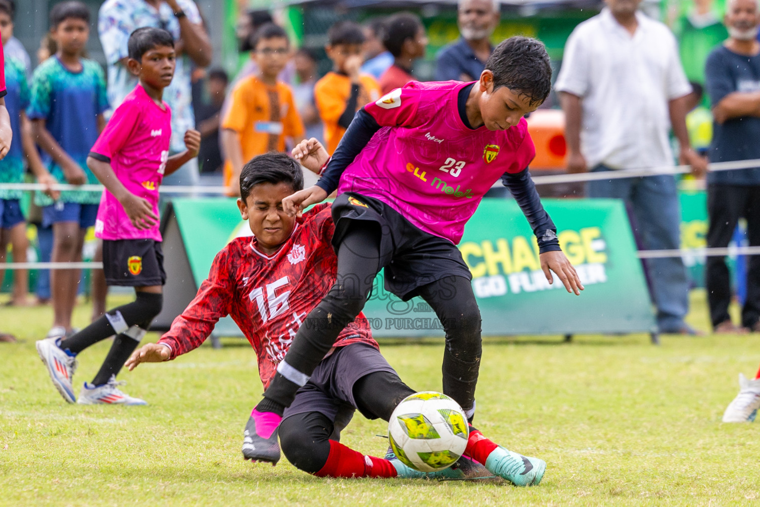 Day 1 of MILO Academy Championship 2025 (U-12) was held at Henveiru Stadium in Male', Maldives on Thursday, 1st May 2025. Photos: Ismail Thoriq / images.mv
