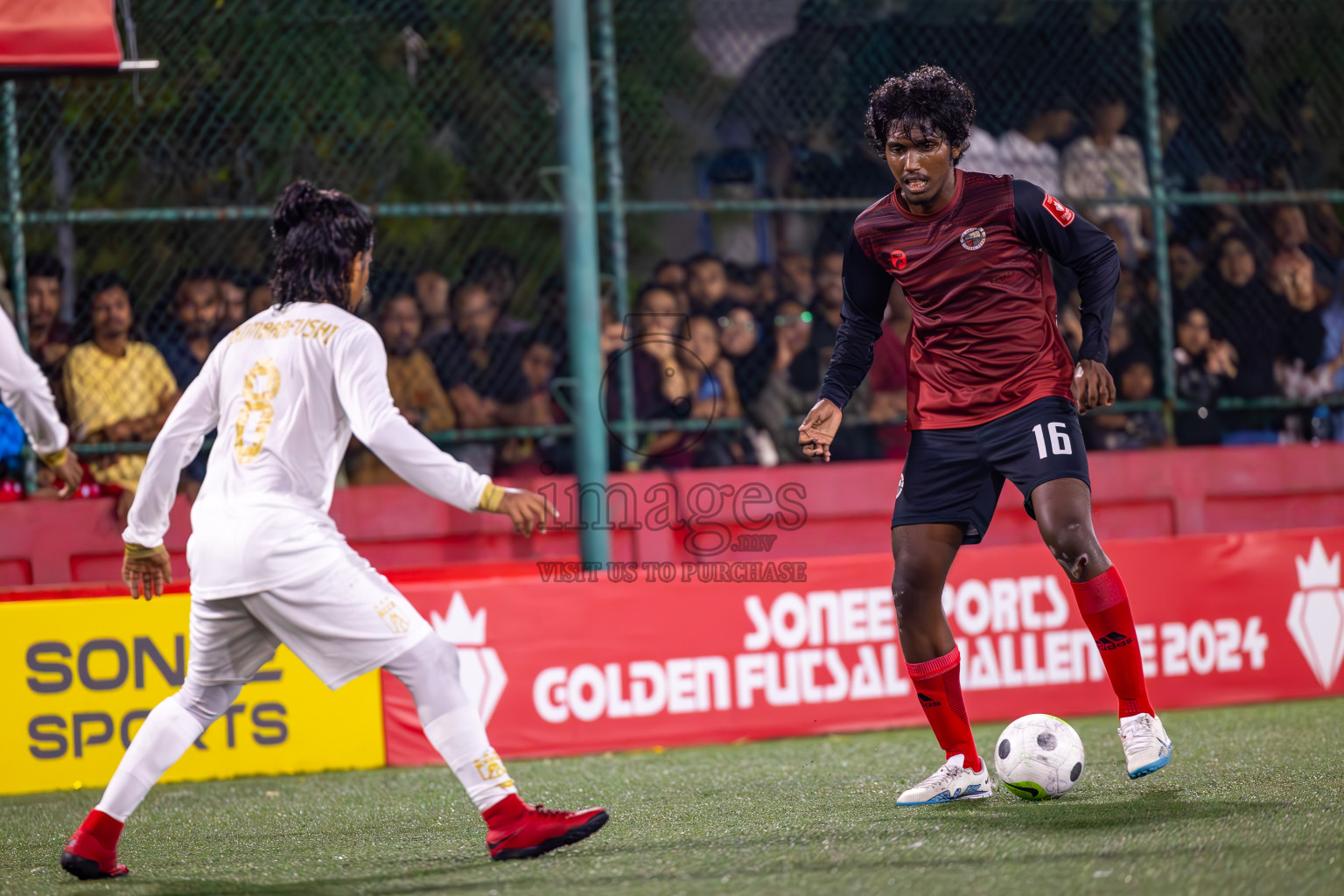 Th Thimarafushi vs Th Omadhoo in Day 27 of Golden Futsal Challenge 2024 was held on Saturday , 10th February 2024 in Hulhumale', Maldives
Photos: Ismail Thoriq / images.mv