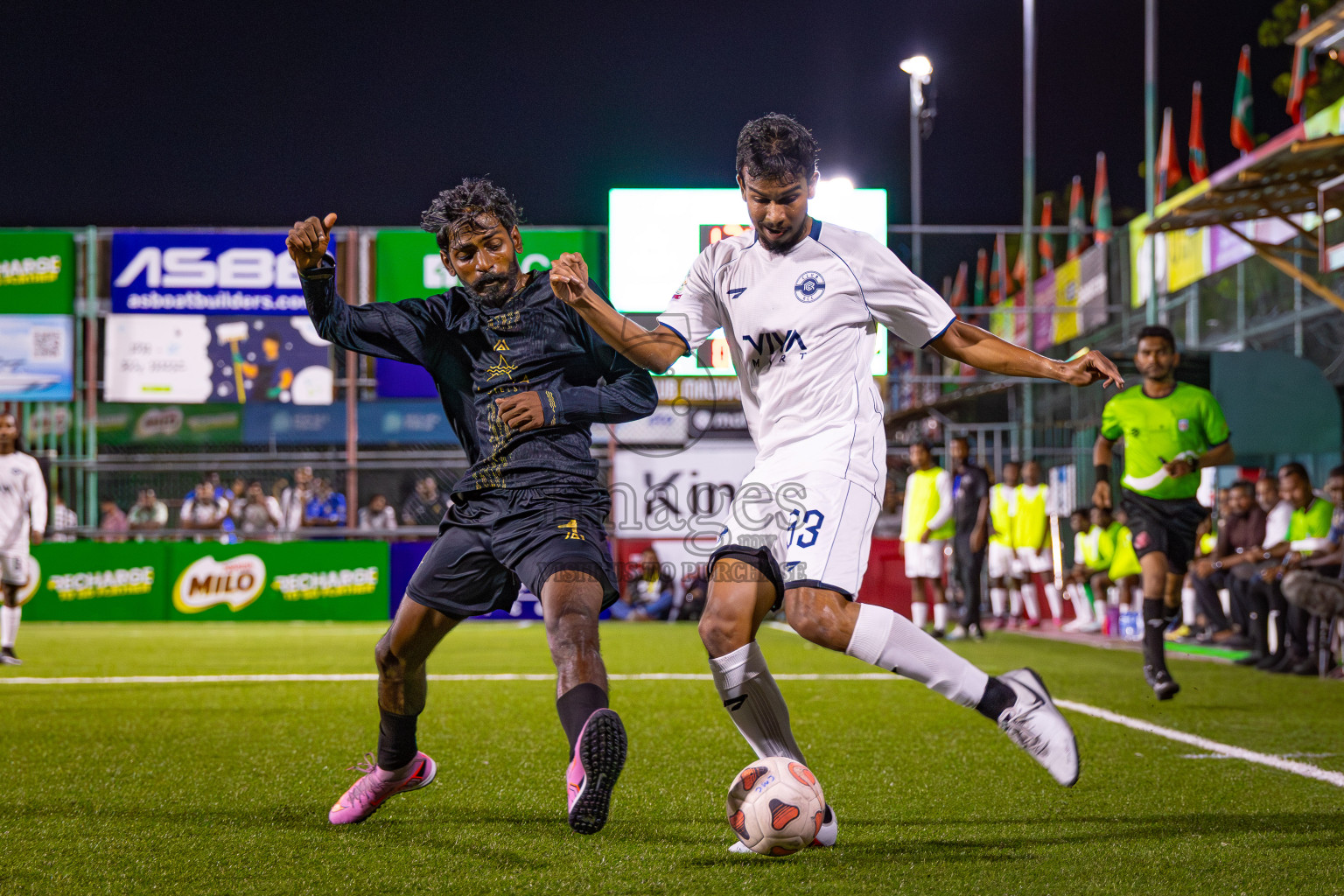 ARENA HOTELS vs CLUB RCC in Semi Finals of Milo Sector League 2025 was held in Rehendhi Futsal Ground, Hulhumale', Maldives on Saturday, 15th November 2025. Photos: Aeef Adam / images.mv