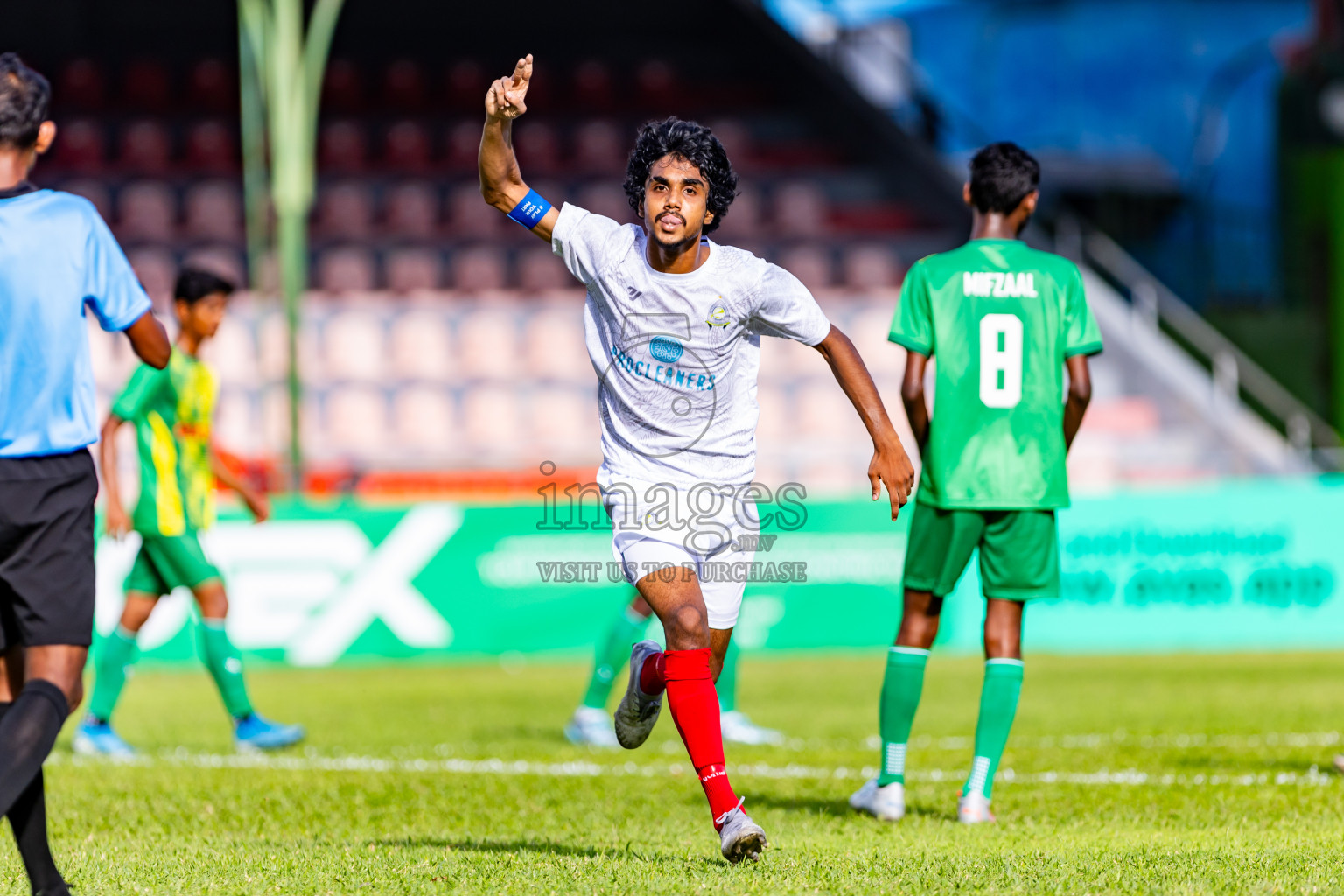 Maziya SRC vs Club Green Streets in Day 2 of Under 19 Youth Championship 2024 was held at National Stadium in Male', Maldives on Monday, 10th June 2024. Photos: Nausham Waheed / images.mv b