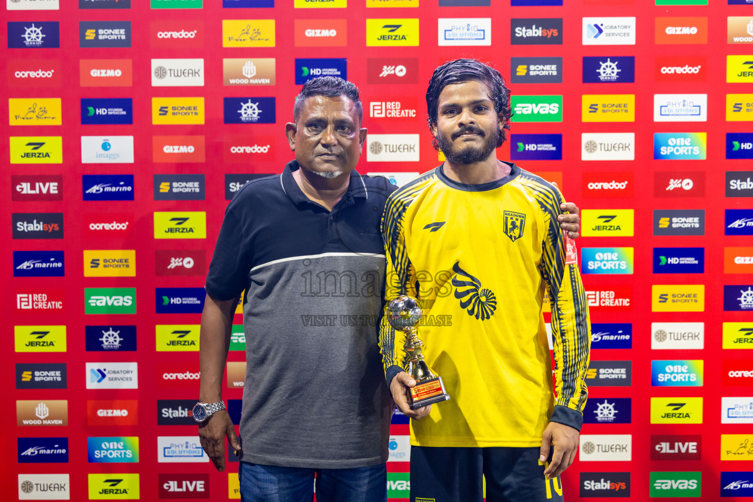 Lh Hinnavaru vs Lh Naifaru in Day 15 of Golden Futsal Challenge 2025 was held on Sunday, 19th January 2025, in Hulhumale', Maldives. Photos: Nausham Waheed / images.mv