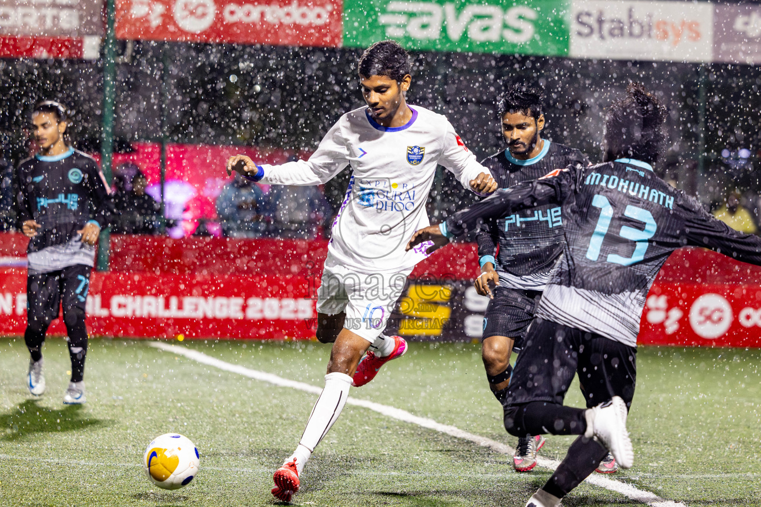 K Guraidhoo vs K Thulusdhoo on Day 18 of Golden Futsal Challenge 2025 was held on Thursday, 23rd January 2025, in Hulhumale', Maldives. Photos: Nausham Waheed / images.mv