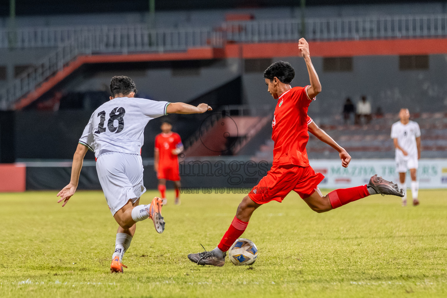 Maldives vs Palestine in an under 17 friendly held in National Football Stadium, Male', Maldives on Thursday, 13 November 2025. 
Photos: Mohamed Mahfooz Moosa / Images.mv