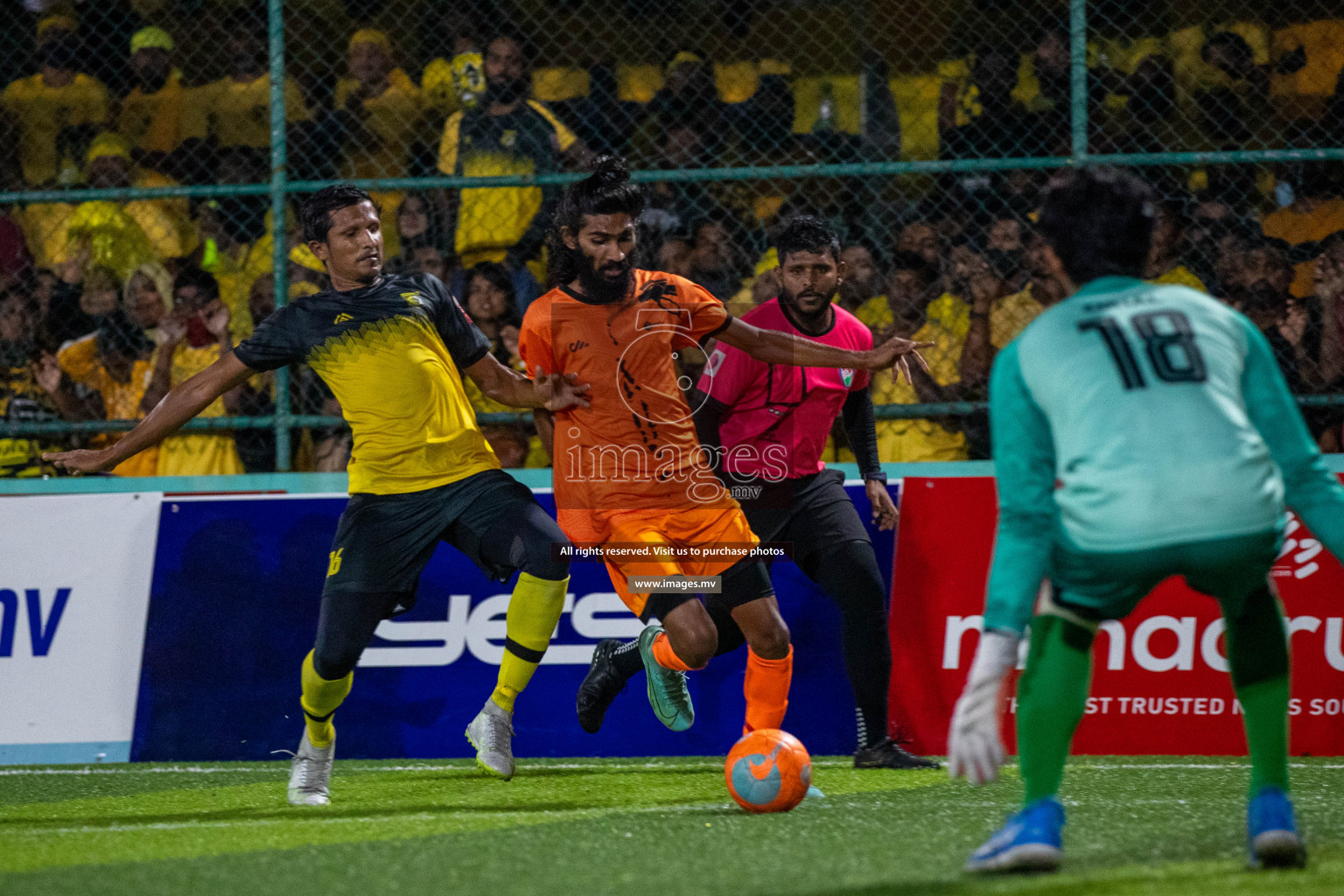 RRC Vs FSM in the Semi Finals of Club Maldives 2021 held in Hulhumale, Maldives on 19 December 2021. Photos: Ismail Thoriq / images.mv