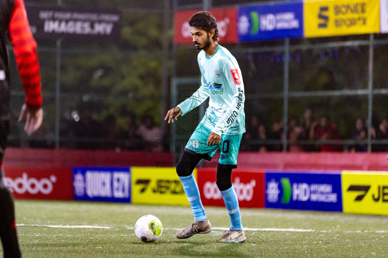 AA. Bodufolhudhoo  VS  AA. Thoddoo in Day 11 of Golden Futsal Challenge 2024 was held on Thursday, 25th January 2024, in Hulhumale', Maldives
Photos: Nausham Waheed / images.mv