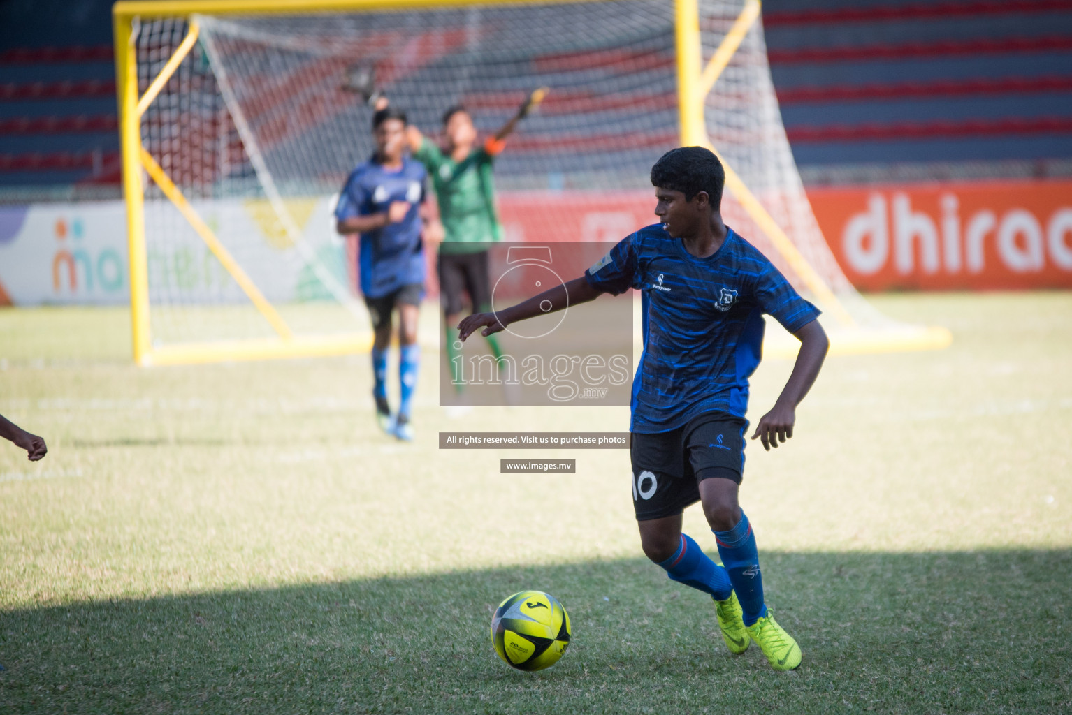 Dharumavantha School and Isknadharu School in MAMEN Inter School Football Tournament 2019 (U13) in Male, Maldives on 2nd April 2019 Photos: Ismail Thoriq / images.mv