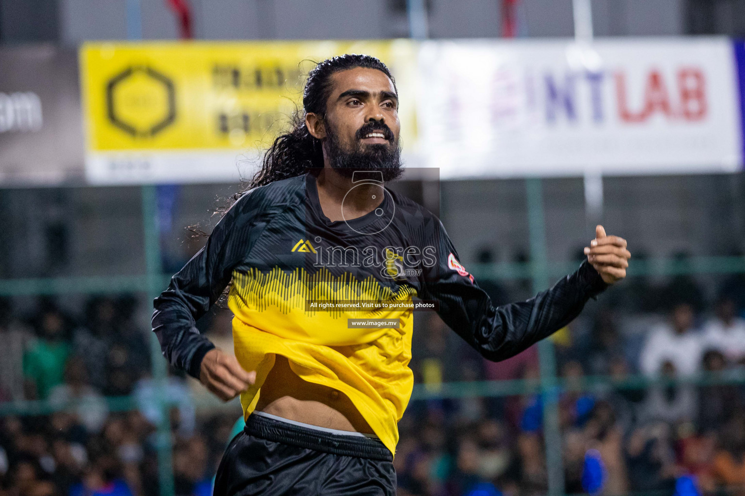 Team FSM Vs Prisons Club in the Semi Finals of Club Maldives 2021 held in Hulhumale, Maldives on 15 December 2021. Photos: Shuu Abdul Sattar / images.mv