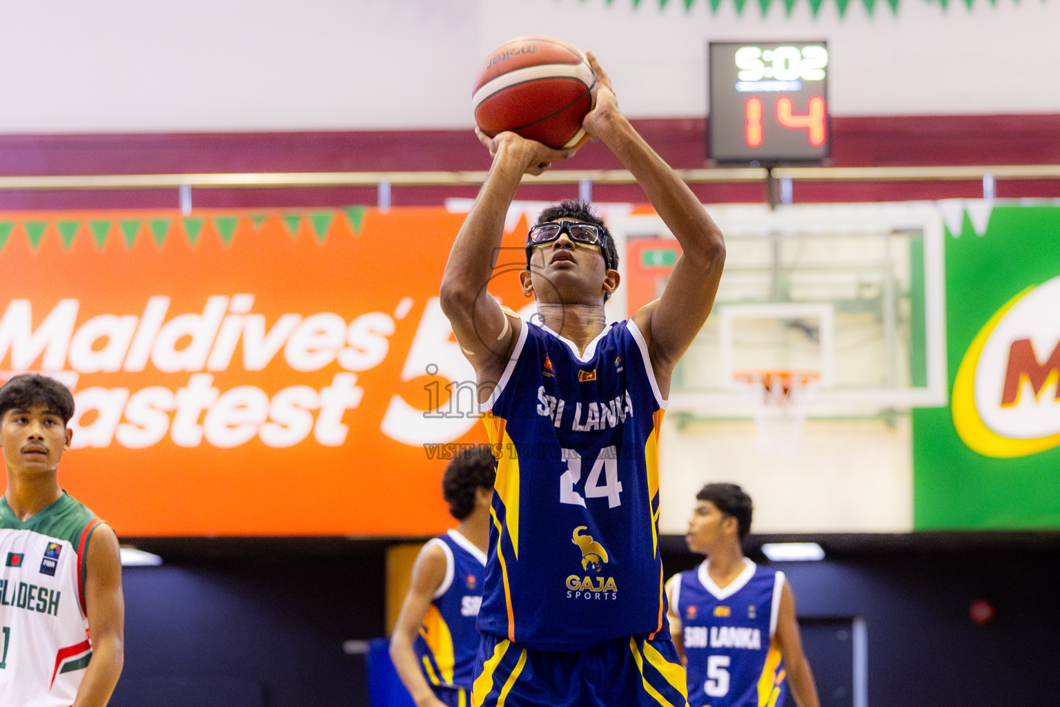 Sri Lanka vs Bangladesh in Day 2 of Under 16 Asian Cup SABA Qualifiers 2025 was held in Social Center, Male', Maldives on Friday, 13th June 2025. Photos: Nausham Waheed / images.mv
