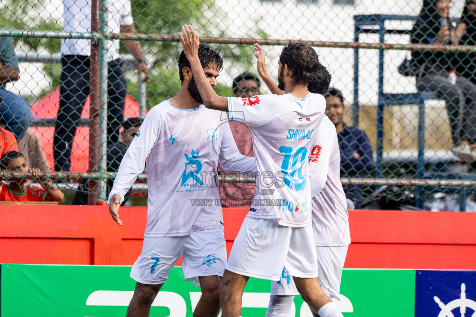 AA. Thoddoo VS AA. Himandhoo in Day 7 of Golden Futsal Challenge 2025 was held on Saturday, 11th January 2025, in Hulhumale', Maldives Photos: Hassan Simah / images.mv