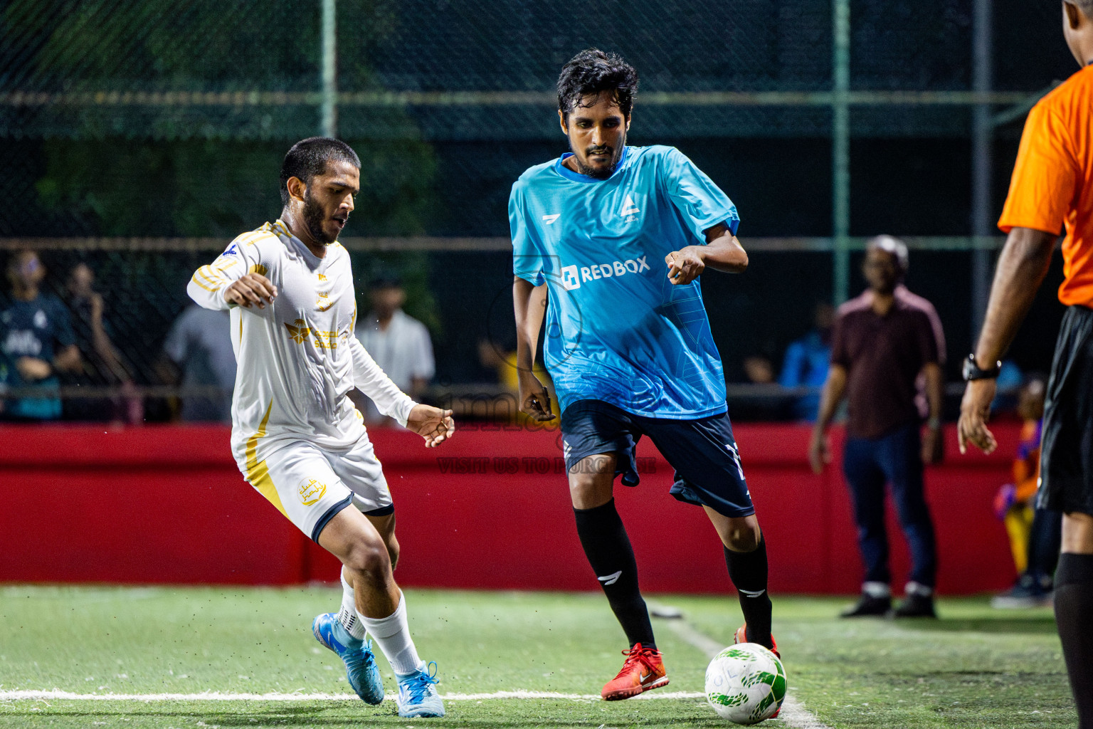 Hajj Club vs Club Apollo in Day 10 of Office League 2025 was held on Friday, 25th April 2025 in Hulhumale', Maldives. Photos: Nausham Waheed / images.mv