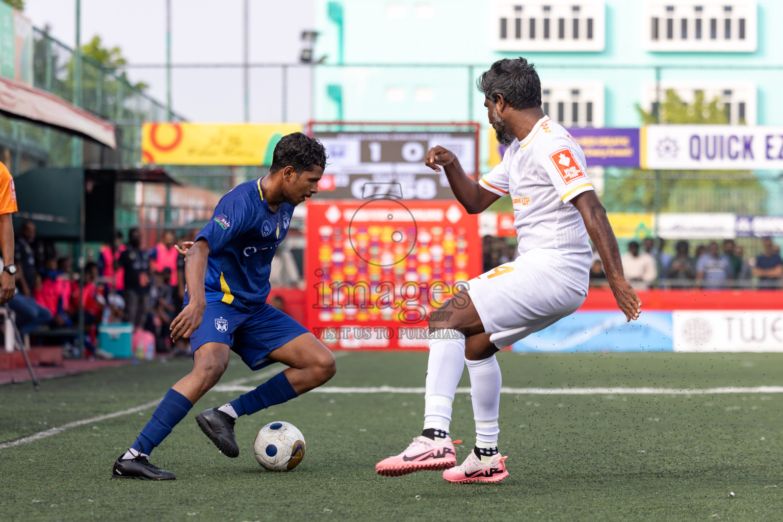 B Eydhafushi vs B Thulhaadhoo in Day 13 of Golden Futsal Challenge 2025 was held on Friday, 17th January 2025, in Hulhumale', Maldives 
Photos: Hassan Simah / images.mv