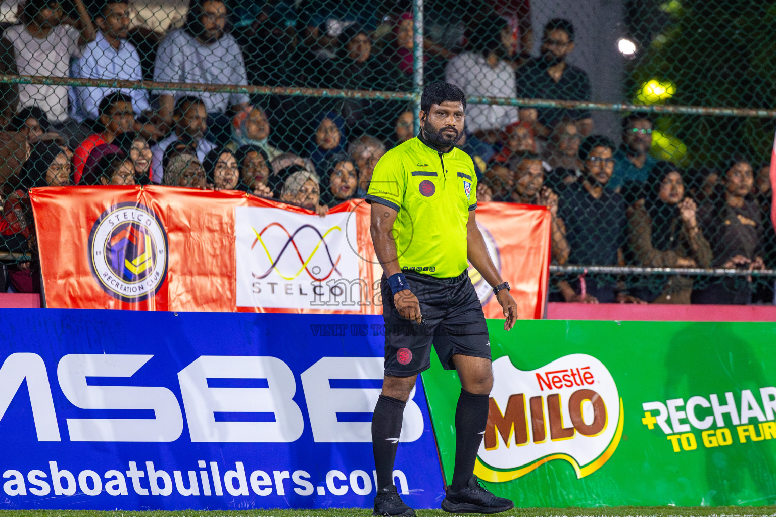 Maldivian vs STELCO in the Quarter Finals of Club Maldives Cup 2025 was held in Rehendhi Futsal Ground, Hulhumale', Maldives on Friday, 17th October 2025. Photos: Ismail Thoriq / images.mv