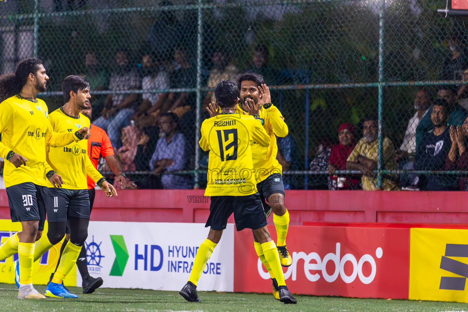 M Dhiggaru vs M Kolhufushi in Day 22 of Golden Futsal Challenge 2024 was held on Monday , 5th February 2024 in Hulhumale', Maldives
Photos: Ismail Thoriq / images.mv