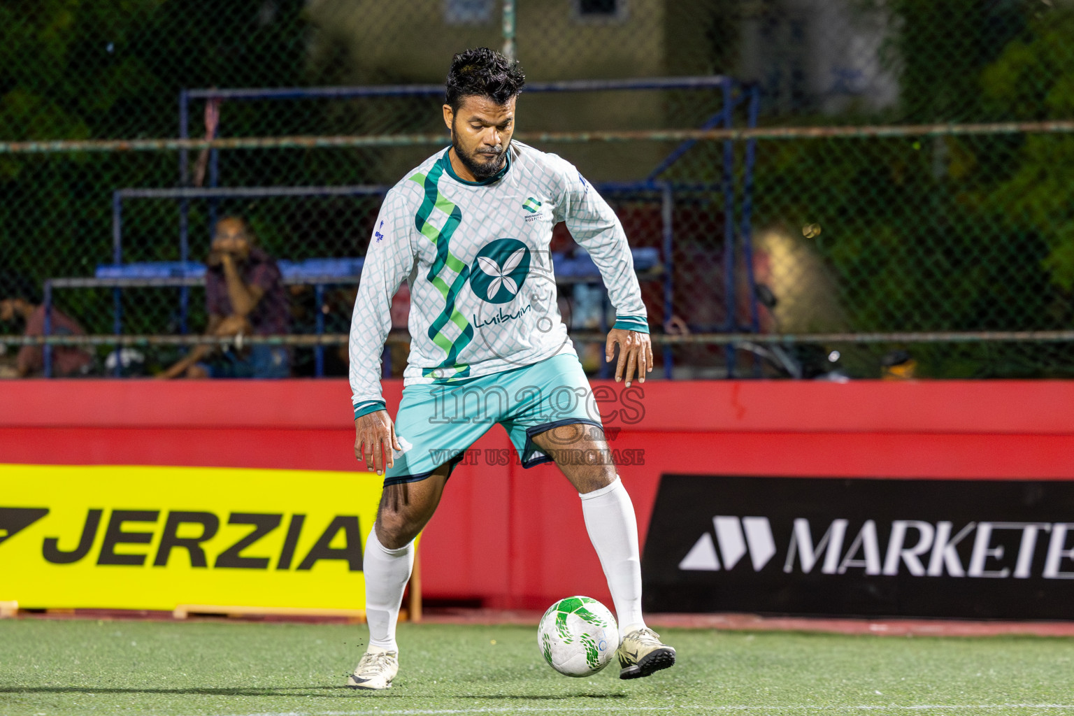 Dharumavantha vs The Hawks in Day 5 of Office League 2025 was held on Sunday, 20th April 2025 in Hulhumale', Maldives.
Photos: Ismail Thoriq / images.mv