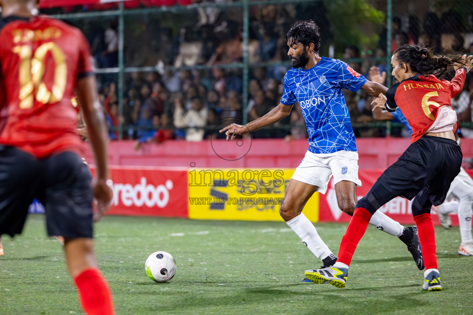 L. Gan VS HDh. Naivaadhoo in Round of 16 on Day 40 of Golden Futsal Challenge 2024 which was held on Tuesday, 27th February 2024, in Hulhumale', Maldives Photos: Hassan Simah / images.mv