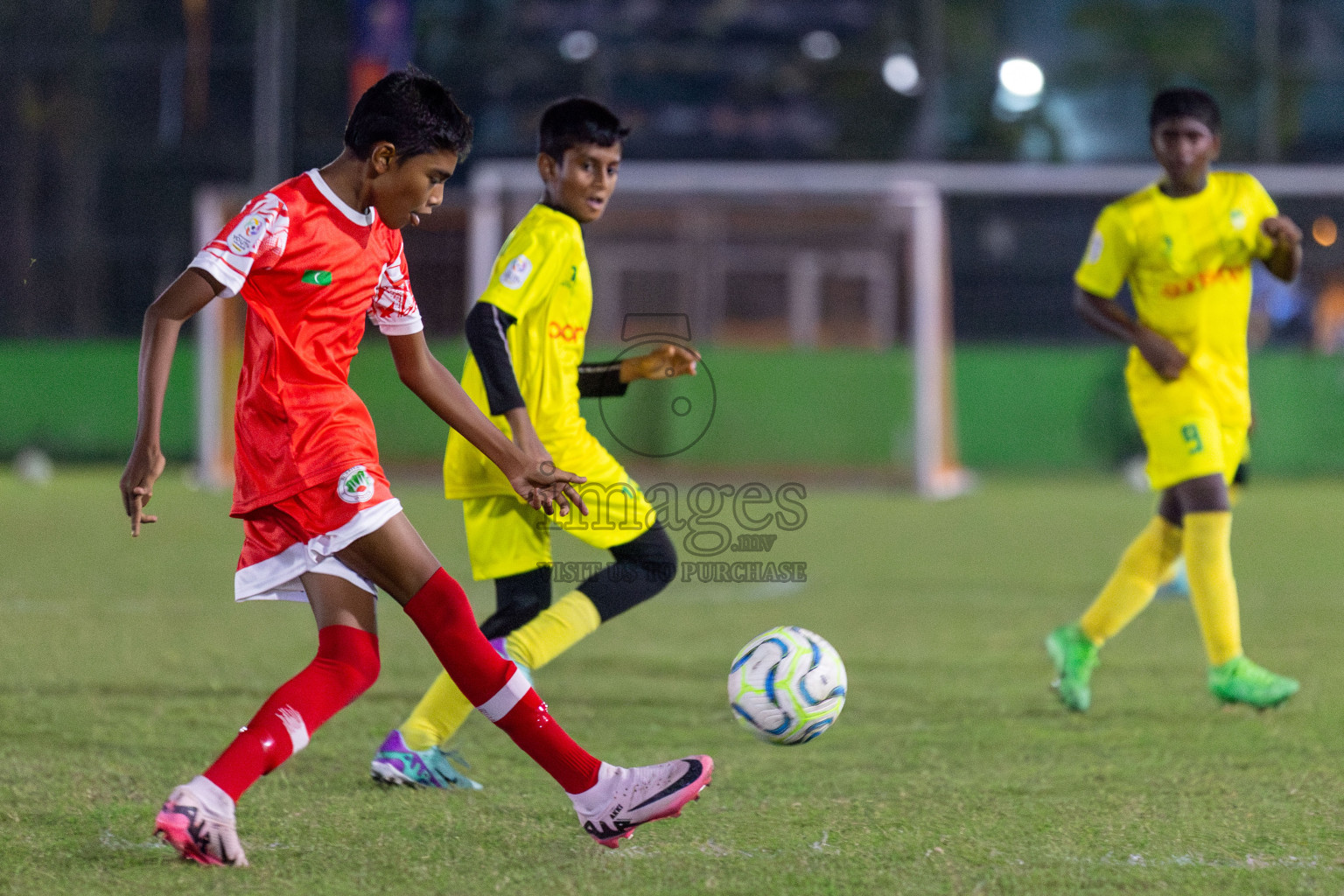 Maziya vs Hurriya (U12) in Day 4 of Dhivehi Youth League 2024 held at Henveiru Stadium on Thursday, 28th November 2024. Photos: Shuu Abdul Sattar/ Images.mv