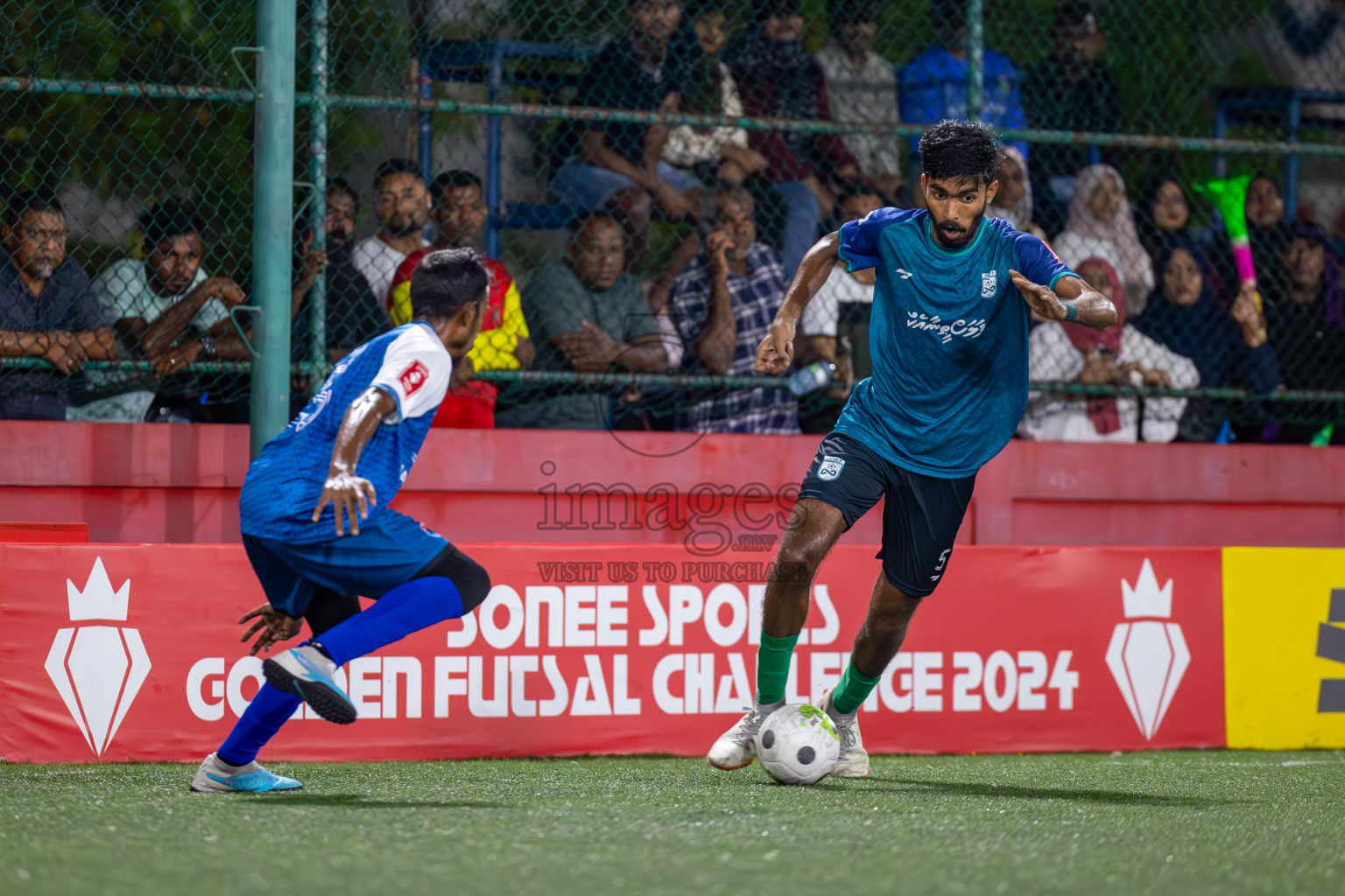 M Mulak vs F Bilehdhoo on Day 36 of Golden Futsal Challenge 2024 was held on Wednesday, 21st February 2024, in Hulhumale', Maldives
Photos: Ismail Thoriq, / images.mv