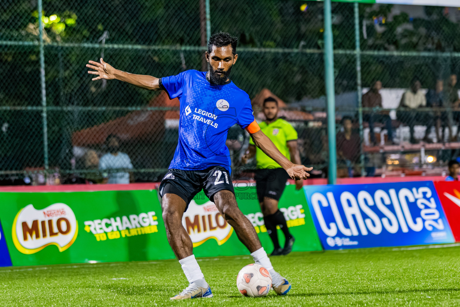 Thauleemee Gulhun vs PSM in Day 9 of Club Maldives Cup Classic 2025 was held in Rehendi Futsal Ground, Hulhumale', Maldives on Monday, 22nd September 2025. Photos: Nausham Waheed / images.mv