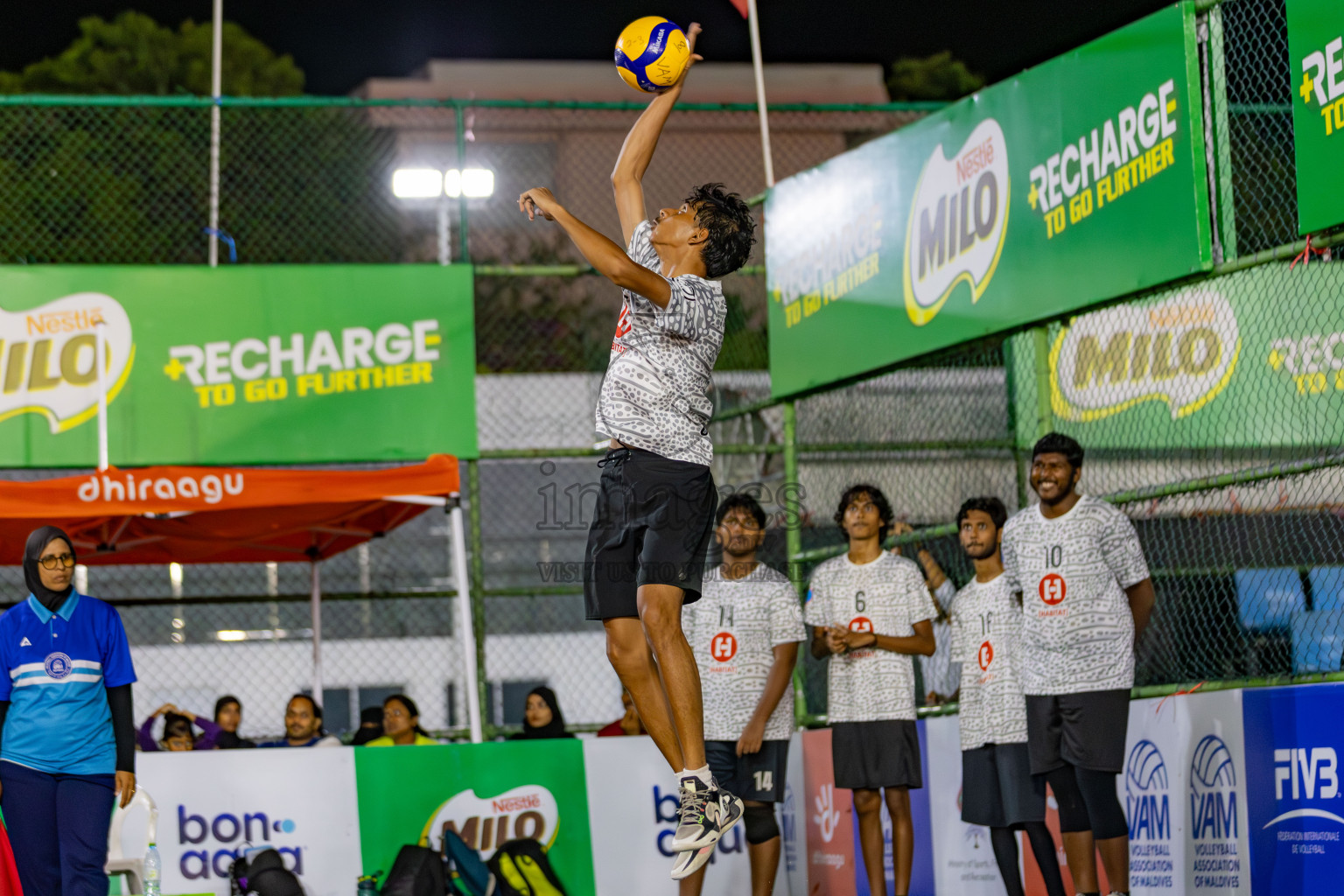 Maathoda Sports Club vs Sports Club City in the Finals of Milo National Junior Volleyball Championship 2025 Men's Division was held on Sunday, 30th November 2025 at Ekuveni Turf Court Male', Maldives. Photos: Areef Adam / images.mv