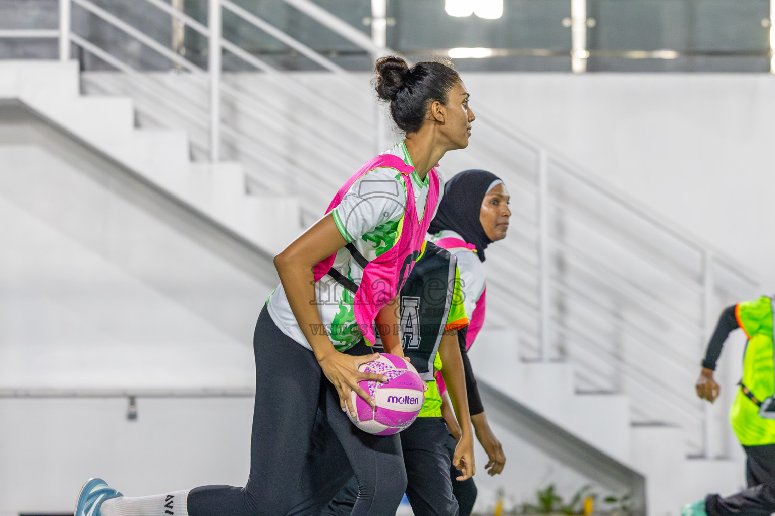 Club Green Streets vs SC Skylark in Division 1 of National Netball Tournament 2025 held in Ekuveni Netball Court at Male', Maldives on Wednesday, 21st May 2025. Photos: Mohamed Mahfooz Moosa / images.mv