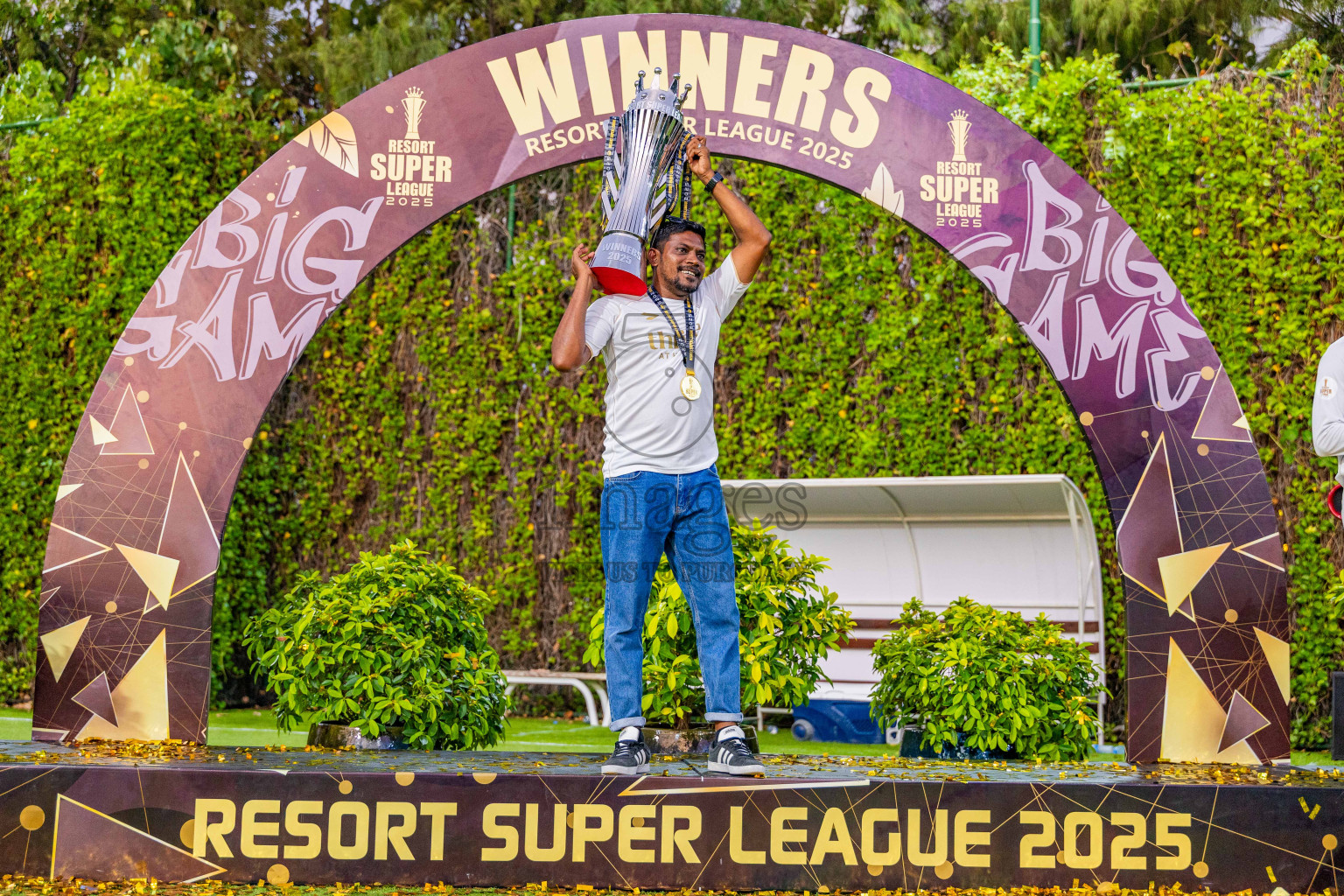 Conrad Maldives vs Joali Maldives in the Final of Resort Super League 2025 was held on Wednesday, 5th November 2025 in Jumeirah Olhaheli Island Maldives, Photos: Areef Adam / images.mv