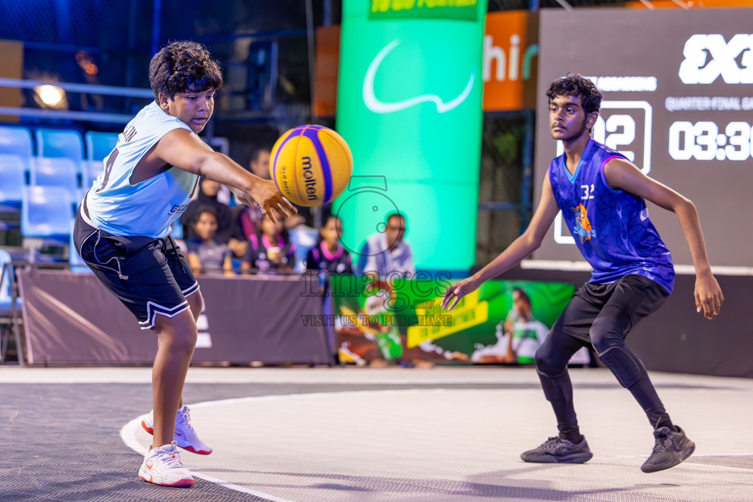 Day 3 of MILO Ramadan 3x3 Challenge 2024 was held in Ekuveni Outdoor Basketball Court at Male', Maldives on Thursday, 14th March 2024.
Photos: Ismail Thoriq / images.mv